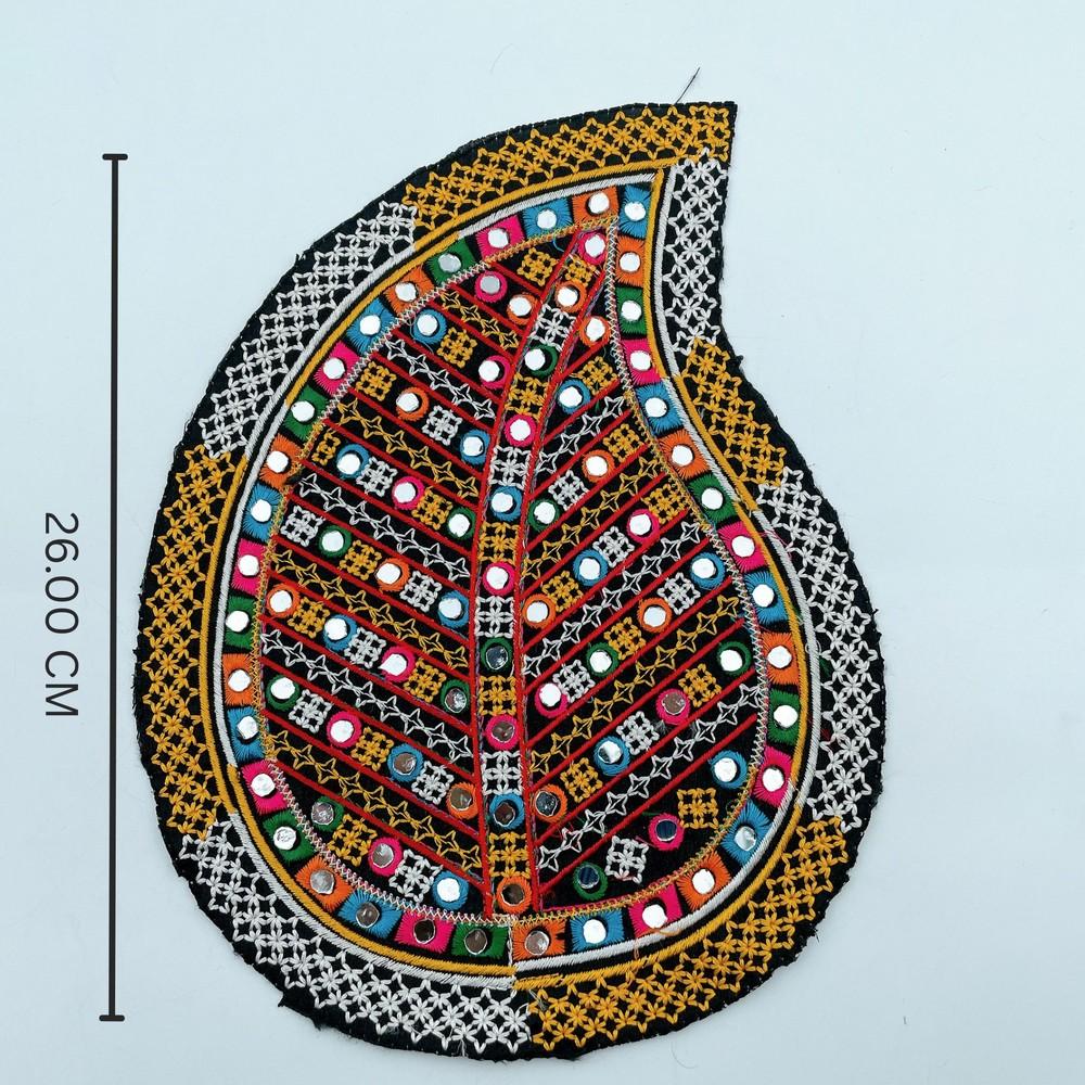 Leaf Design Kutch Embroidery Patch with Mirrors (Pack of 02), view 1